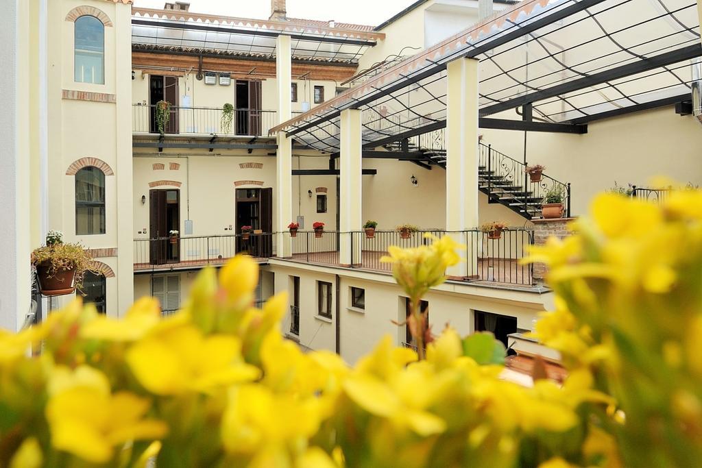 Palazzo Centro Alloggi Vacanza Apartment Nizza Monferrato Luaran gambar