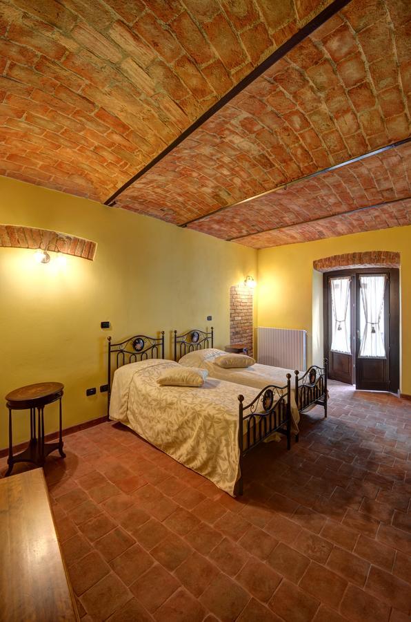 Palazzo Centro Alloggi Vacanza Apartment Nizza Monferrato Luaran gambar